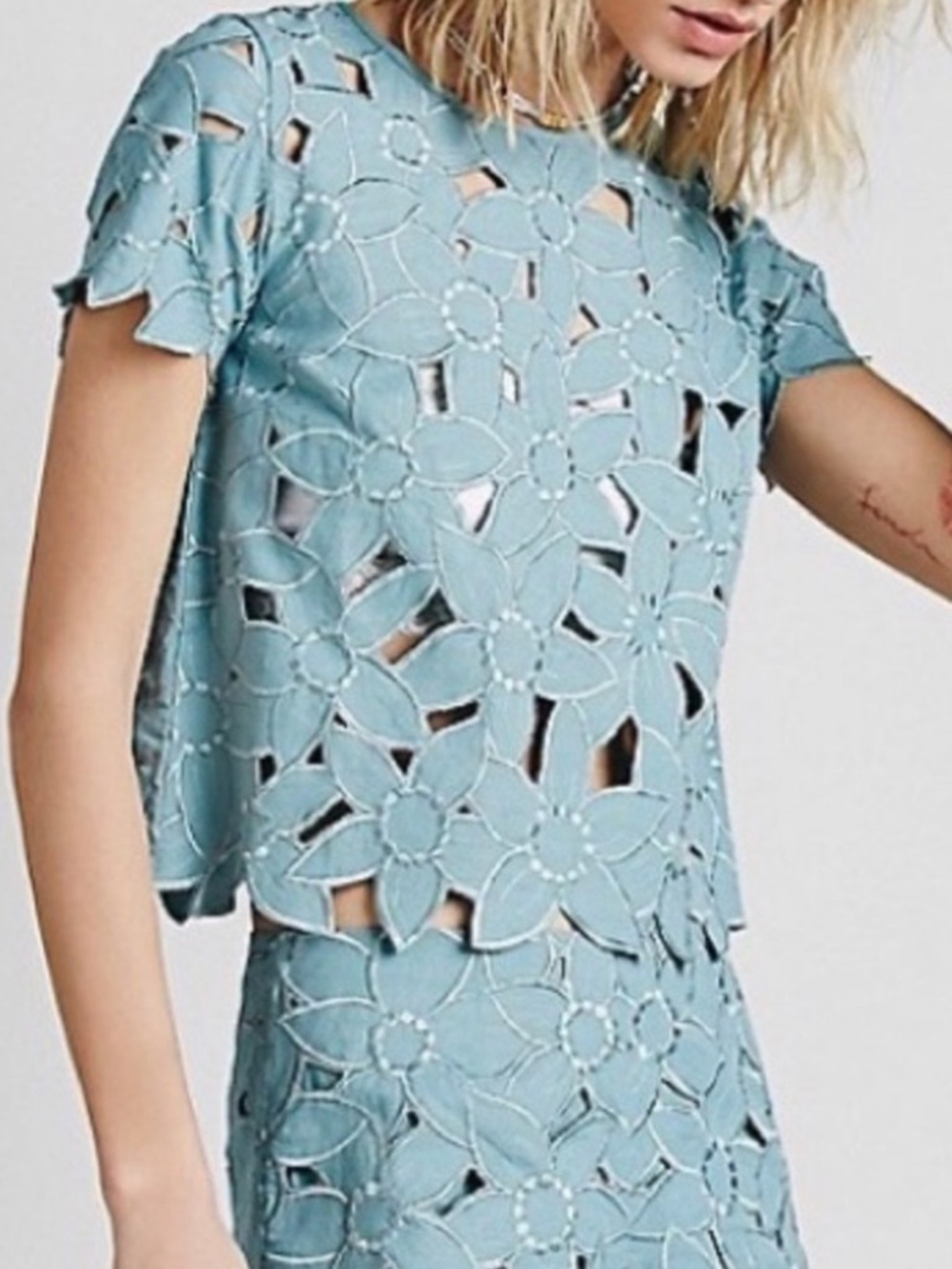 Free People XS Blue Floral Cutout Embroidered Lace Top Boho Scalloped Hem